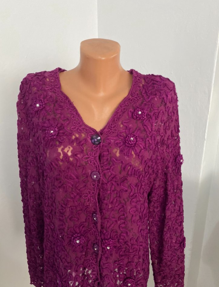 Mor Nakışlı Düğmeli Triko Bluz - Görsel 3