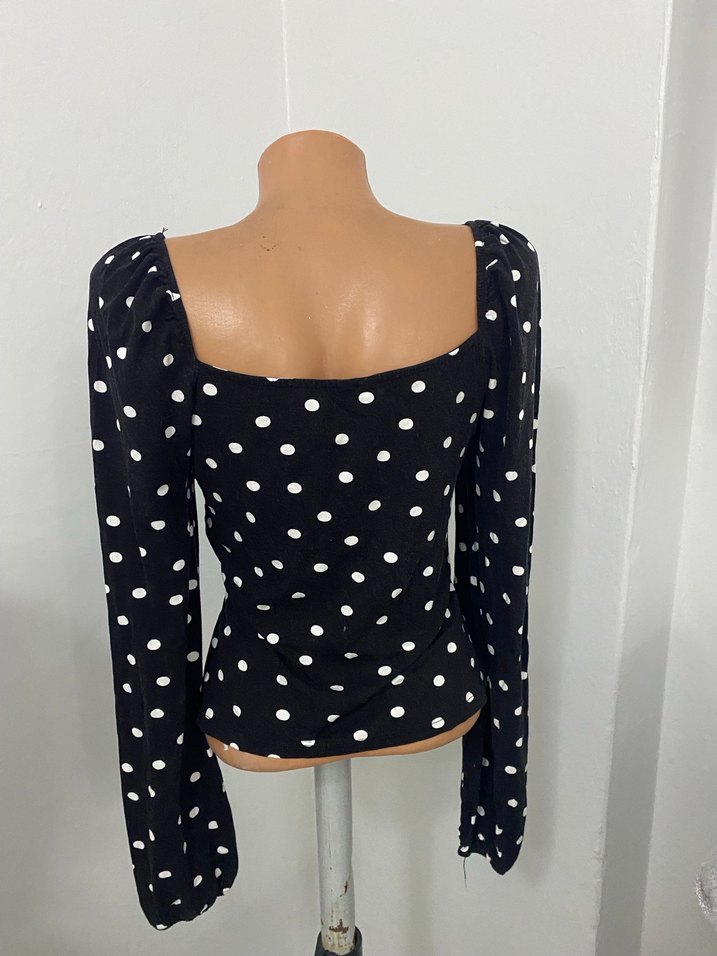 Puantiye Desenli Siyah Mini Bluz - Görsel 4