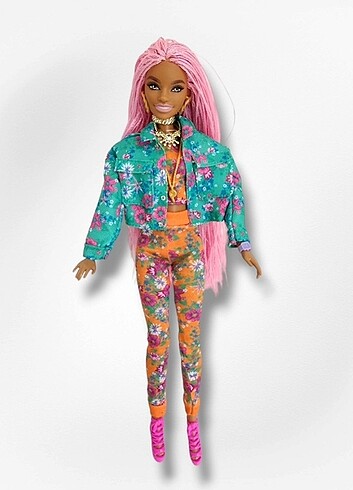 Barbie BARBİE Extra Pembe Örgü Saçlı 