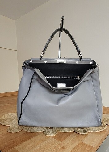 Beden FENDİ Peekaboo Handbag