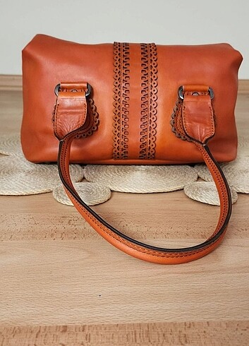 Tod's TOD'S Leather Handbag