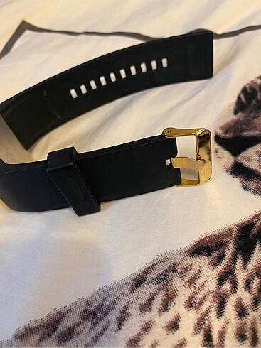 Beden siyah Renk UPWATCH TOUCH MATTE GOLD&BLACK SAAT