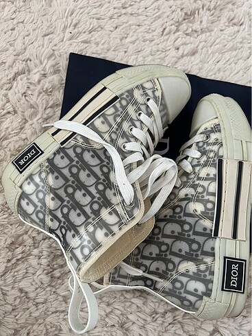 Dior B23 high converse