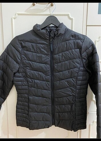 pull&bear mevsimlik mont ya da ceket