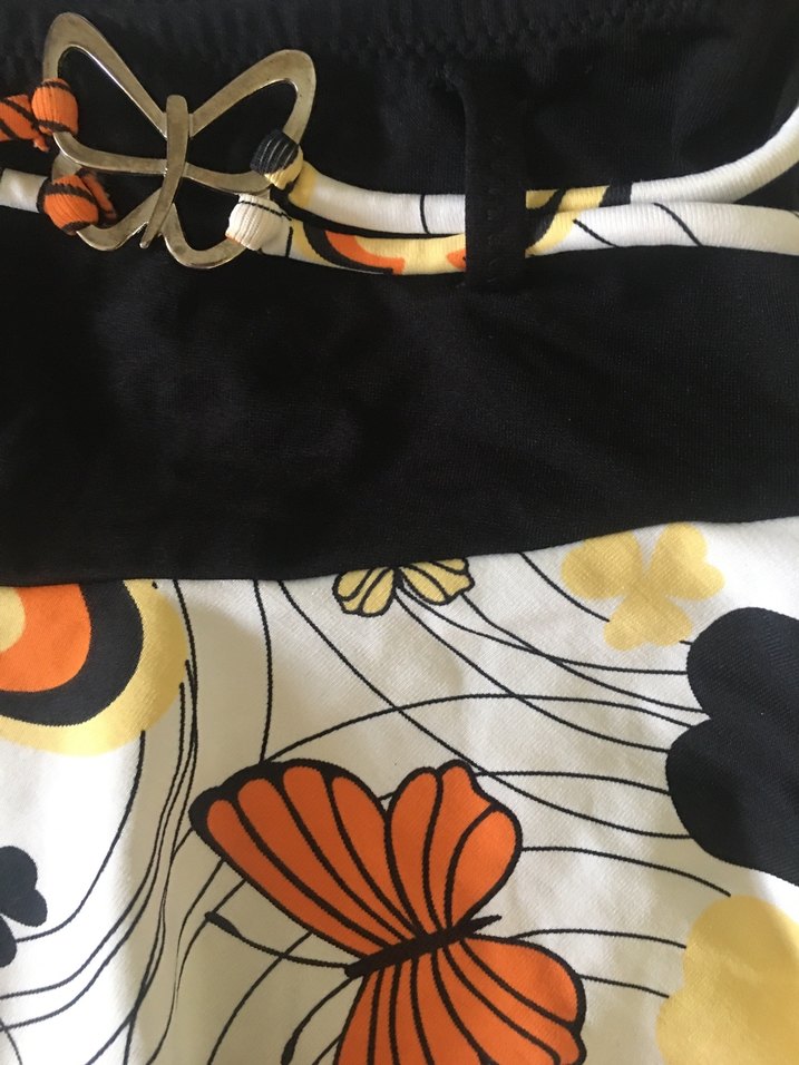 Kom Çiçekli Bikini Üst Ve Eteği - Görsel 2