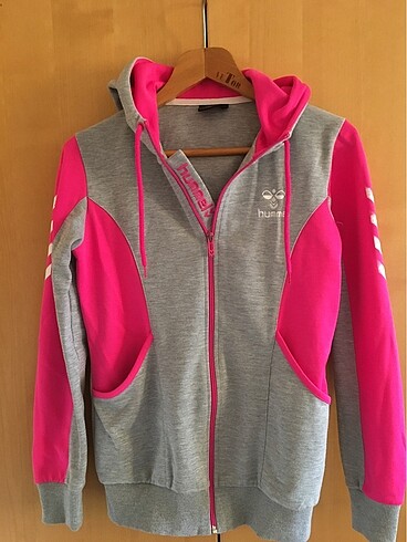 Hummel Kapüşonlu