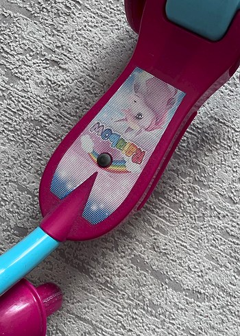 Pembe 3 Tekerlekli Frenli Çocuk Scooter Figürlü - Görsel 4