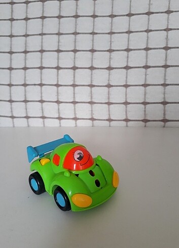 çekçekli oyuncak araba