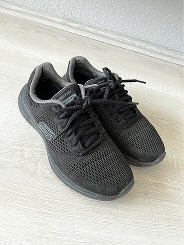 Skechers orijinal ayakkabi