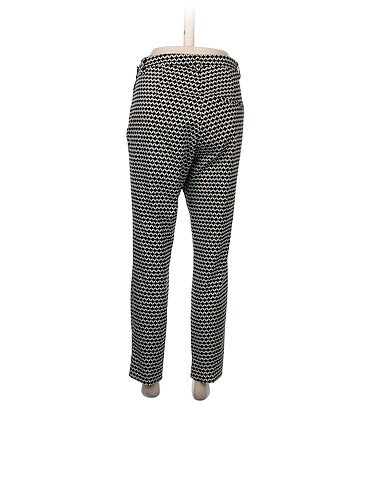 42 Beden H&M Kumaş Pantolon %70 İndirimli.