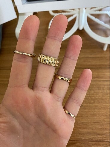 Beden Stradivarius Yüzük