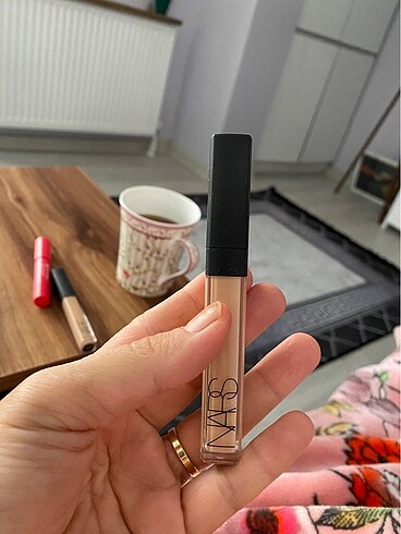 Nars Kapatıcı
