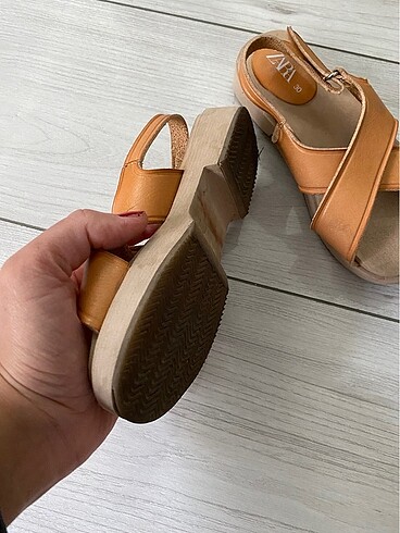 30 Beden çeşitli Renk Zara Sandalet