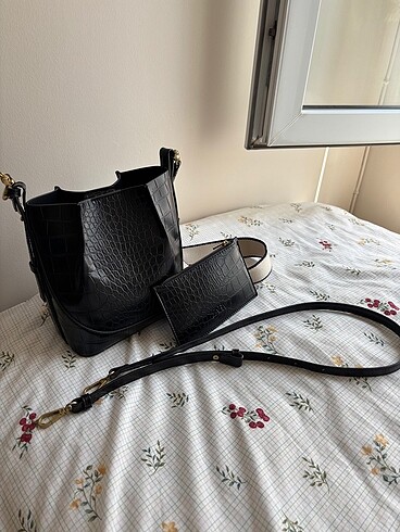 Zara Bucket Çanta