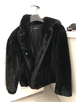 Zara mont