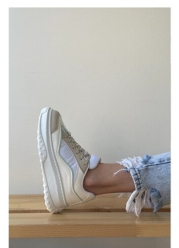 Bershka Sneaker