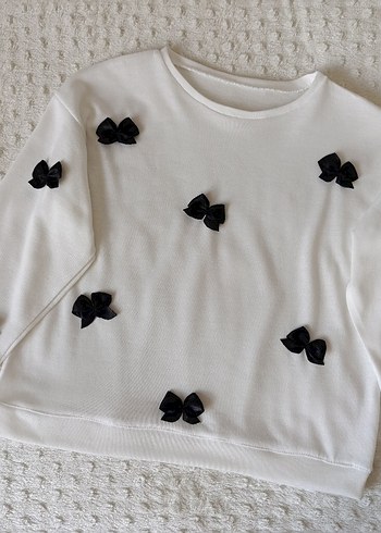 Beyaz Kız Sweatshirt Siyah Fiyonklu - Görsel 2