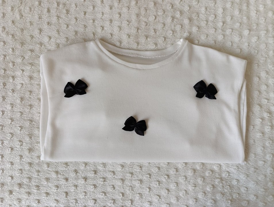 Beyaz Kız Sweatshirt Siyah Fiyonklu - Görsel 3