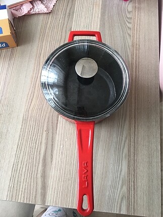 Lava döküm tencere tava