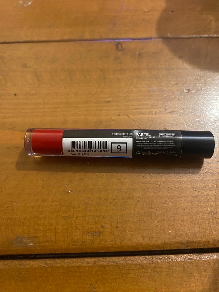 Pastel Mat Kırmızı Likit Ruj - Görsel 2