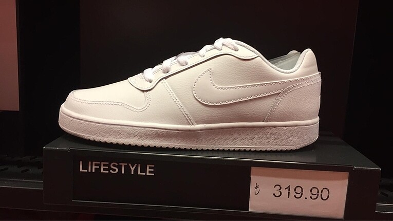 Nike Ayakkabı