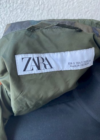 Zara Düğmeli Haki Kamuflaj Erkek Yağmurluk - Görsel 3