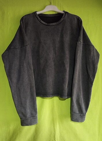 Crop Sweatshirt