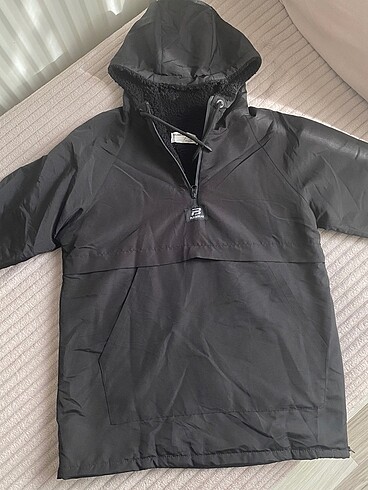 Pull and bear yağmurluk