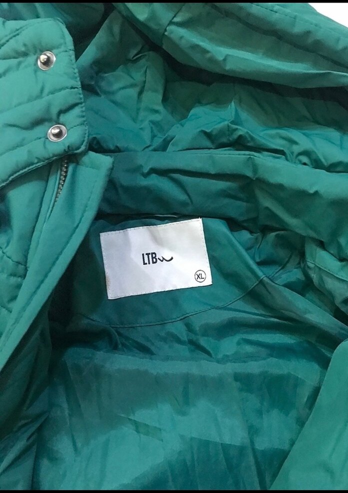 Kapüşonlu Yeşil Kadın Kış Montu - Görsel 2