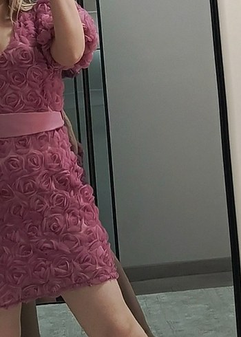Pembe Mini Çiçek Desenli Fırfırlı Elbise