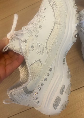 37,5 Beden Skechers Beyaz Bağcıklı Kadın Spor Ayakkabı