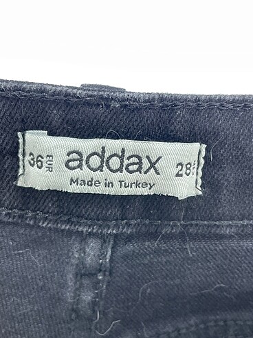 36 Beden siyah Renk Addax Jean / Kot %70 İndirimli.