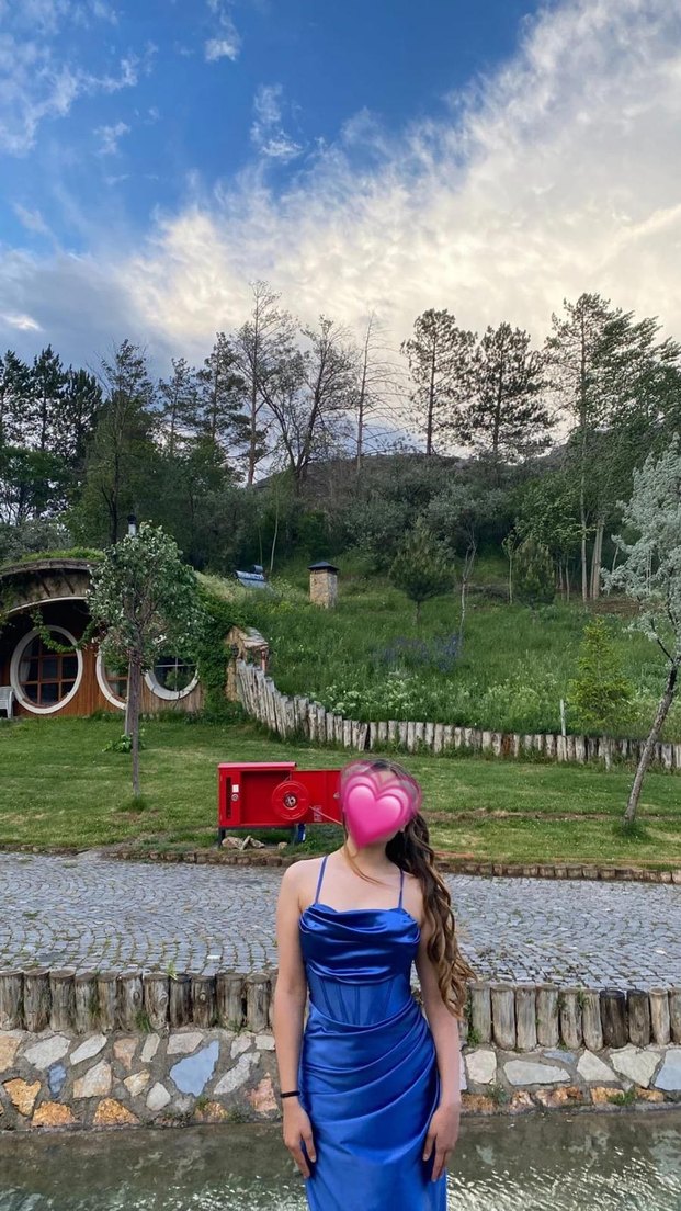 Parlak Mavi Drapeli Uzun Abiye Elbise - Görsel 2