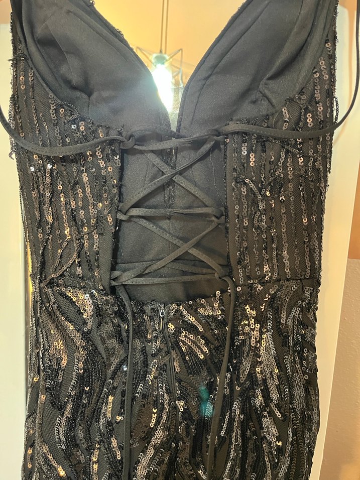 Siyah Pullu V Yaka Mini  Elbise - Görsel 5