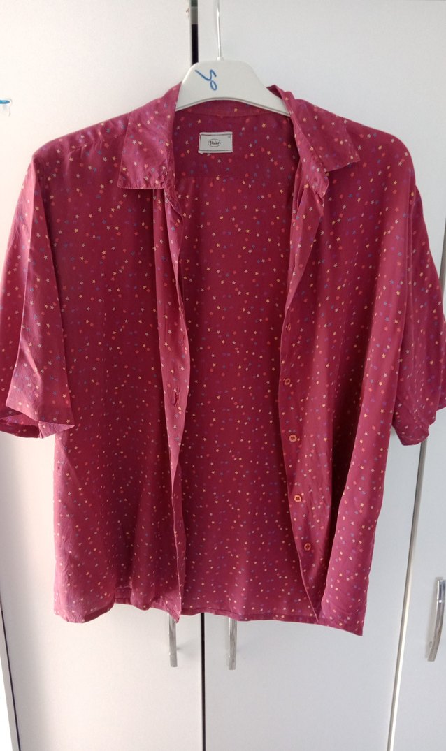 Bordo Desenli V Yaka Düğmeli Kadın Gömlek - Görsel 2