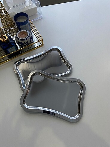 2li metal gümüş renk fiyonk model sunum tepsisi