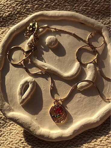Accessorize RED FLOWER Kolye