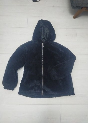 Siyah Kapüşonlu Kadın Kışlık Peluş Ceket