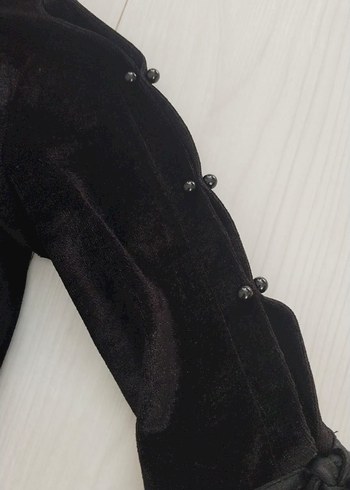 On Fashion Püsküllü Siyah Gotik Kadın Bluz