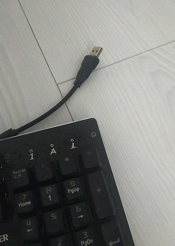 USB Kablolu Siyah Klasik Klavye - Görsel 3
