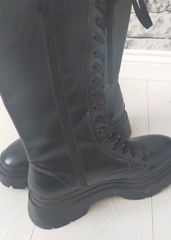 39 Beden Siyah Deri Gotik Kadın Botları