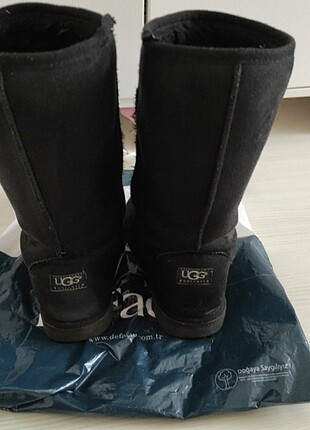 37 Beden siyah Renk UGG bot