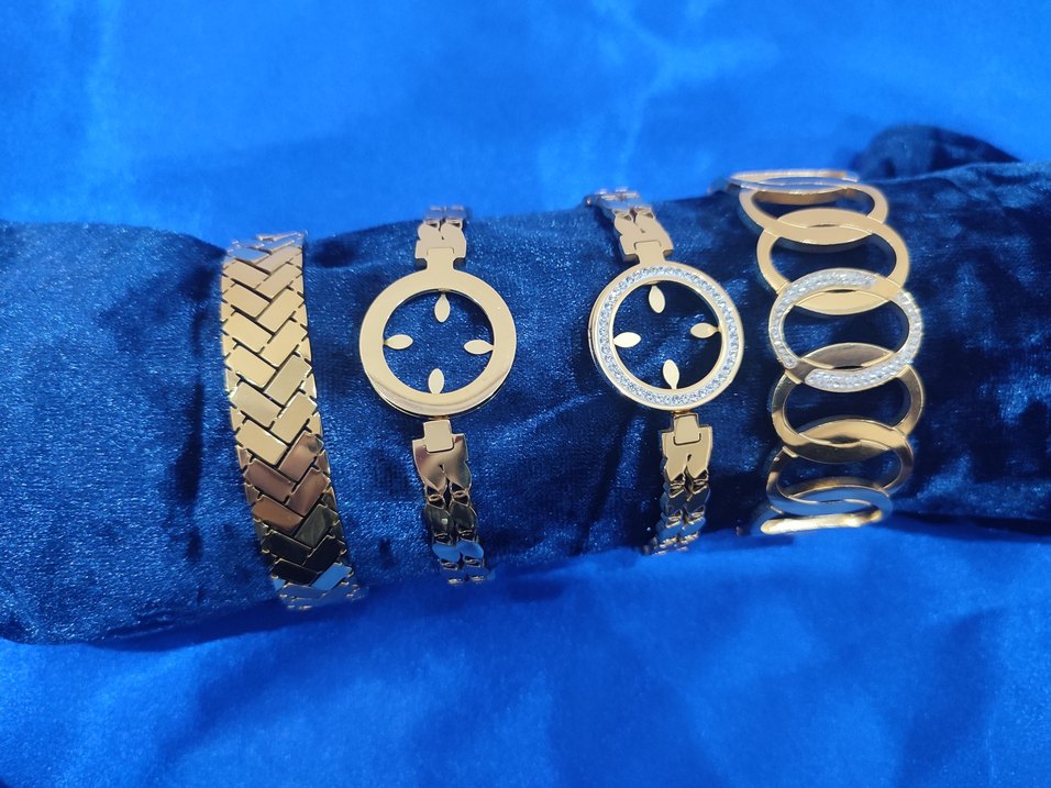 Doğal Taşlı Yüz Masaj Rulosu ve Gua Sha Seti - Görsel 2