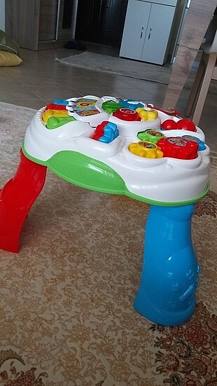 Baby Clementoni Aktivite masası