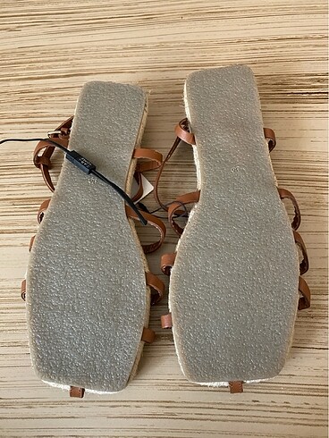 36 Beden camel Renk Zara sandalet