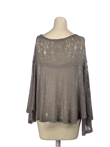 m Beden gri Renk Batik Bluz %70 İndirimli.