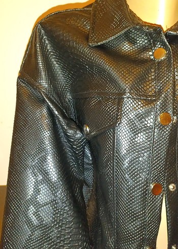 Siyah Yılan Desenli Deri Kadın Ceket - Görsel 2