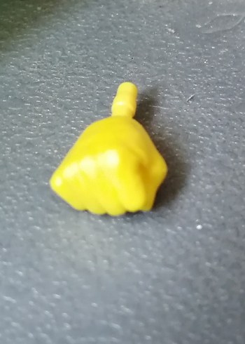 Sarı Renkli Su Oyuncağı Parçası