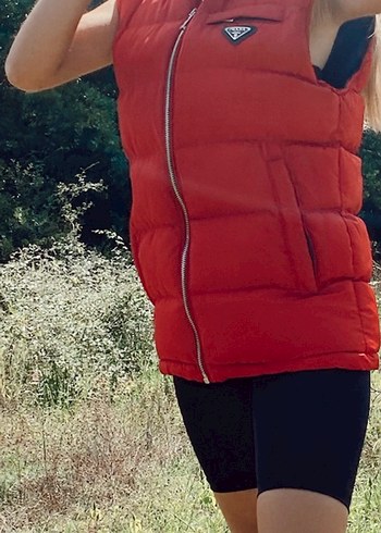 Kadın Kırmızı Prada Şişme Yelek - Görsel 2