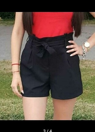 bel büzgülü siyah şort 